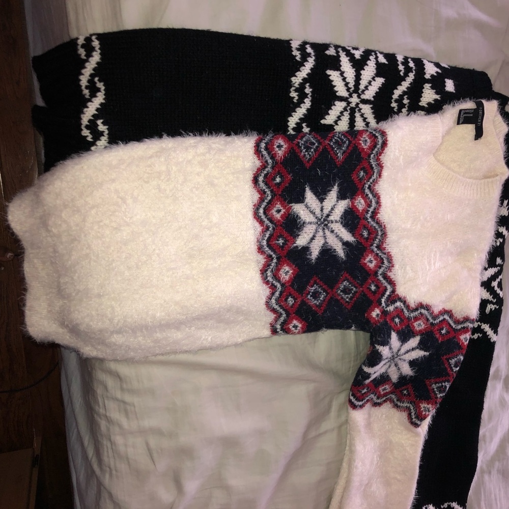 Two warm patterned sweaters - Picture 6 of 6